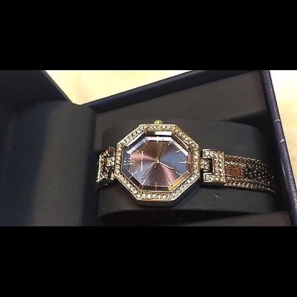 💋Adrienne Vittadini Bezel Wrist Watch w/ Crystals